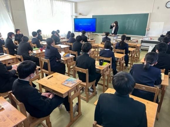 四万十町立窪川中学校での出前授業を実施