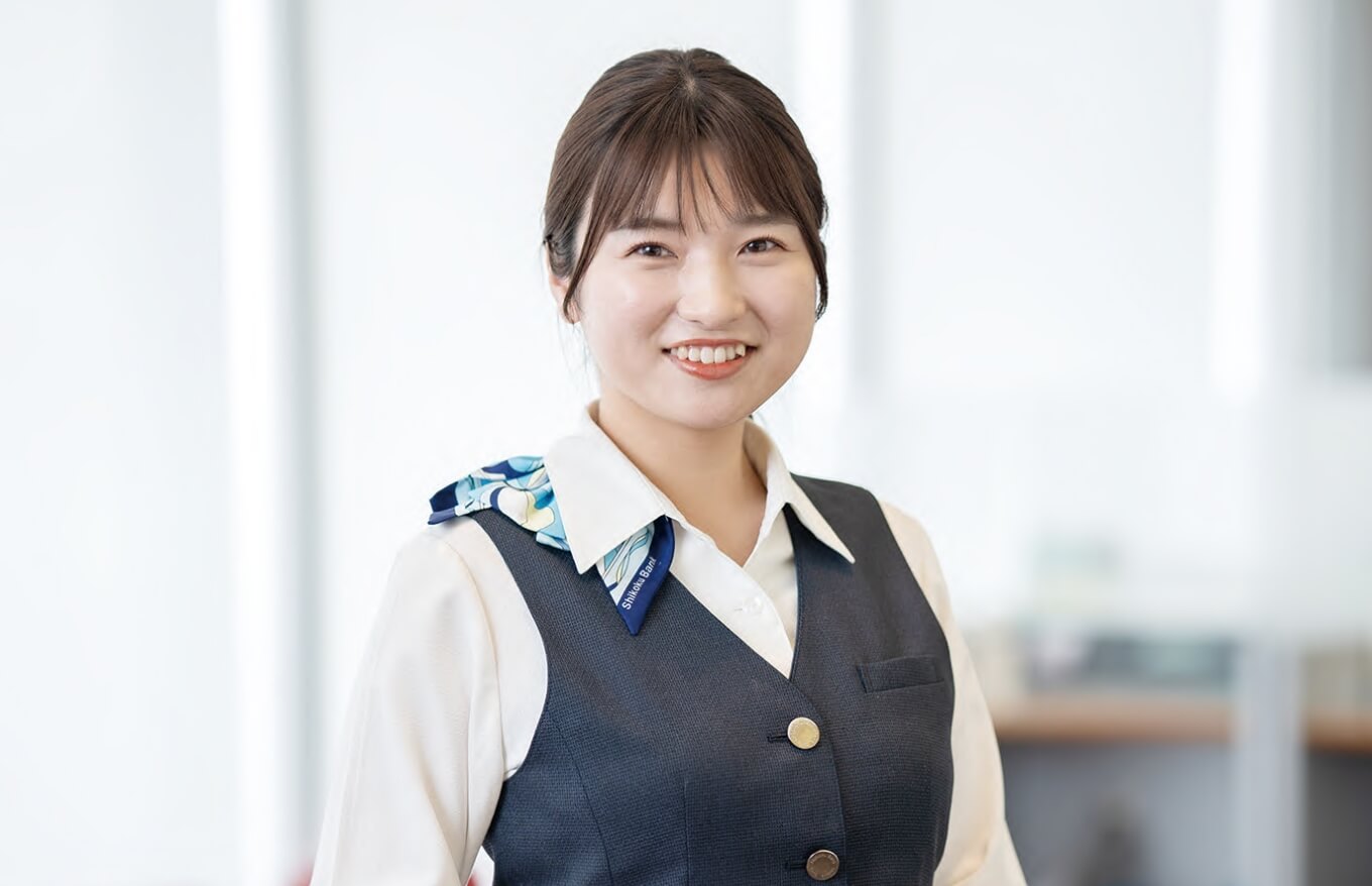 先輩行員インタビュー（土居 行員）