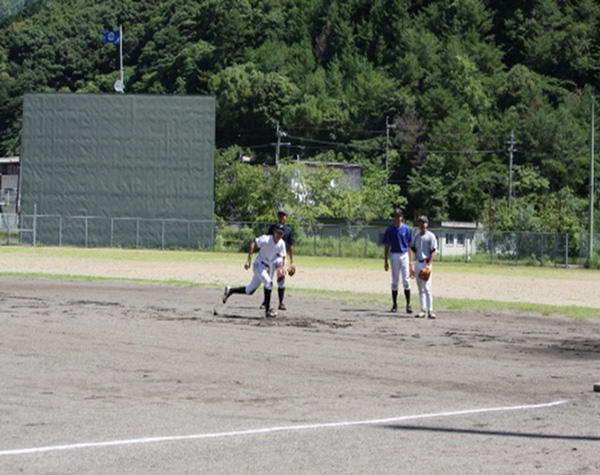 現役選手が語る!野球が10倍楽しくなる
魅力紹介＆セルフ解説！