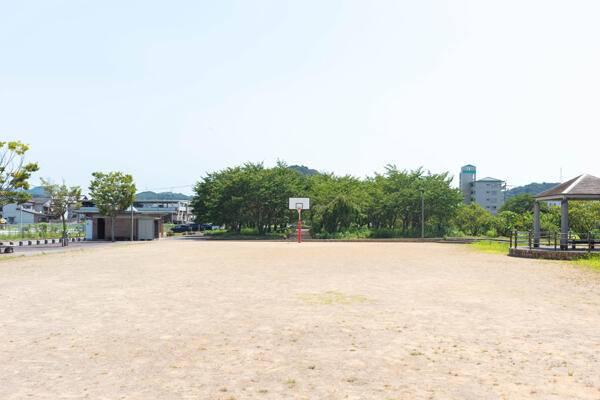 春には桜花見も楽しめる