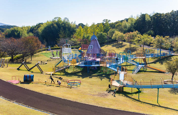ナス公園（安芸広域公園）　家族の笑顔が溢れる一日を！自然と遊び心が満載の公園