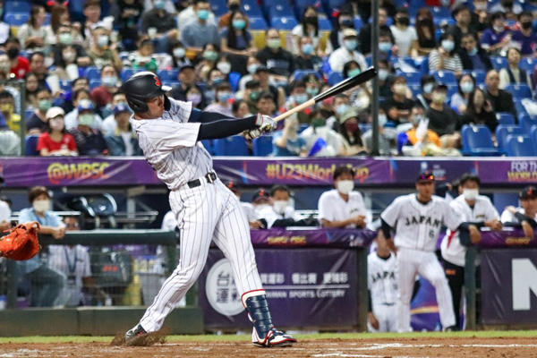 「二刀流」と「オオタニサン」が大活躍！四国銀行野球部のルーキーがアツい