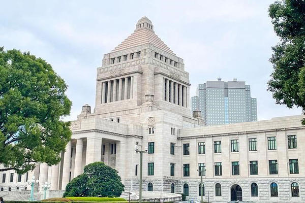 話題の参議院選挙！参議院と衆議院の違いとは？議員制度や選挙の仕組みをわかりやすく解説