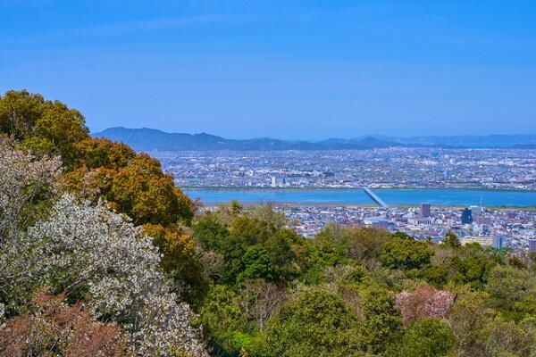 四国で桜を見るならここ！名所から穴場まで満開の景色が楽しめるスポットを紹介