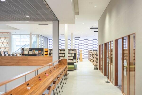 土佐市「つなーで」とは？　図書館やホールを備えた複合文化施設を紹介