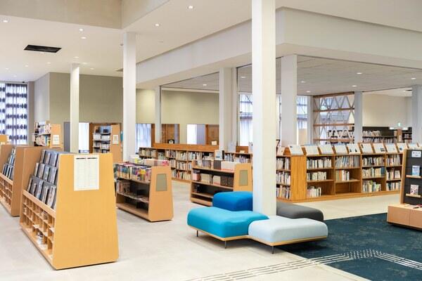 土佐市「つなーで」とは？　図書館やホールを備えた複合文化施設を紹介